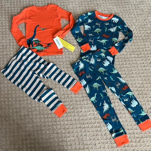 New Carters Dinosaur Print Pjs - Picture 2 of 13